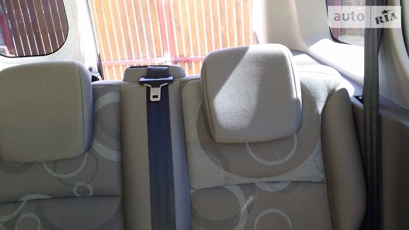 Грузопассажирский фургон Renault Kangoo 2010 в Луцке