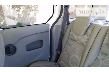 Грузопассажирский фургон Renault Kangoo 2010 в 