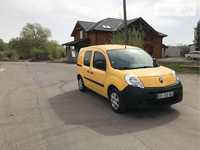 Грузопассажирский фургон Renault Kangoo 2012 в 