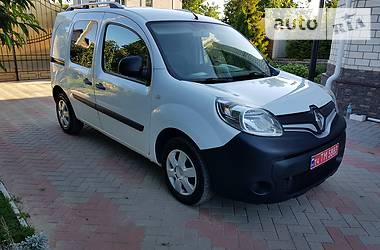 Вантажопасажирський фургон Renault Kangoo 2015 в 