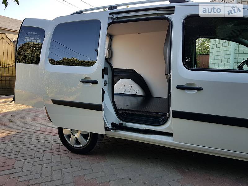 Вантажопасажирський фургон Renault Kangoo 2015 в Одесі