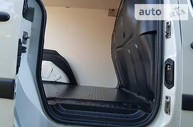 Вантажопасажирський фургон Renault Kangoo 2015 в 
