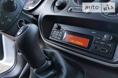 Вантажопасажирський фургон Renault Kangoo 2015 в 