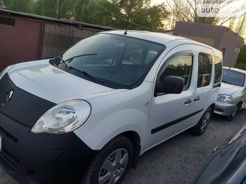 Мінівен Renault Kangoo 2009 в Кривому Розі