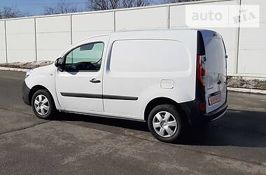 Грузопассажирский фургон Renault Kangoo 2015 в Львове