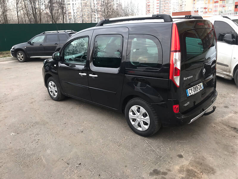 Вантажопасажирський фургон Renault Kangoo 2013 в Києві