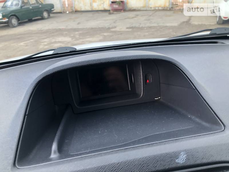 Вантажопасажирський фургон Renault Kangoo 2012 в Луцьку