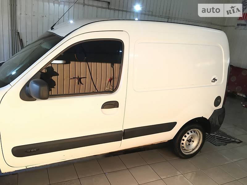 Грузопассажирский фургон Renault Kangoo 2008 в Пирятине