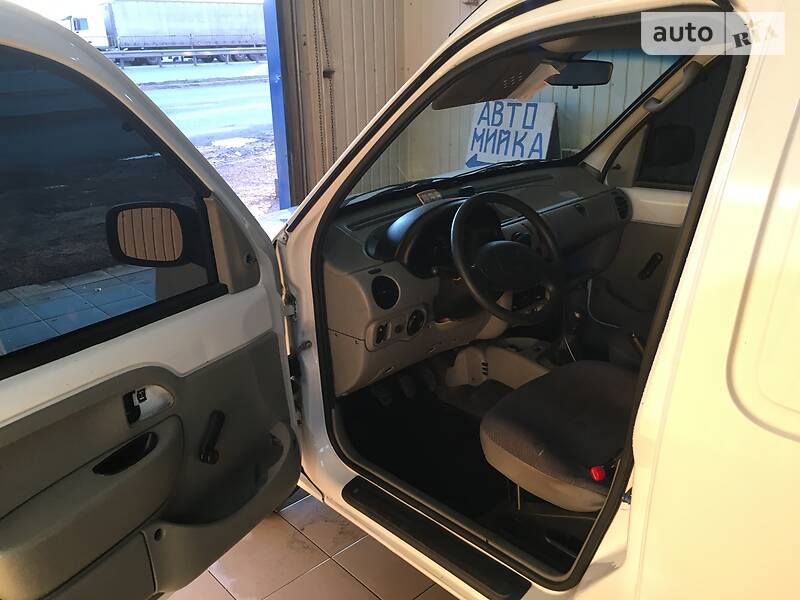 Грузопассажирский фургон Renault Kangoo 2008 в Пирятине