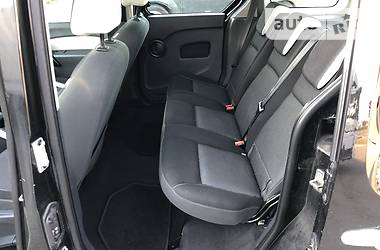 Вантажопасажирський фургон Renault Kangoo 2014 в 