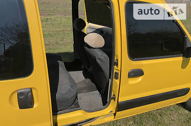 Вантажопасажирський фургон Renault Kangoo 2002 в 