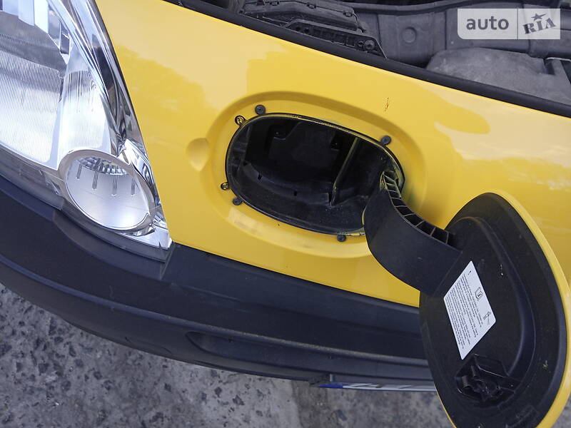 Вантажопасажирський фургон Renault Kangoo 2012 в Обухові