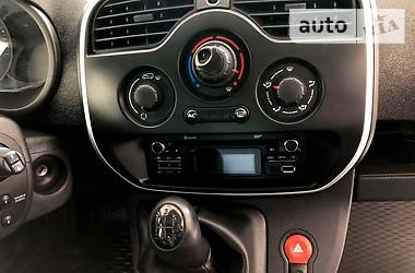 Вантажопасажирський фургон Renault Kangoo 2015 в 