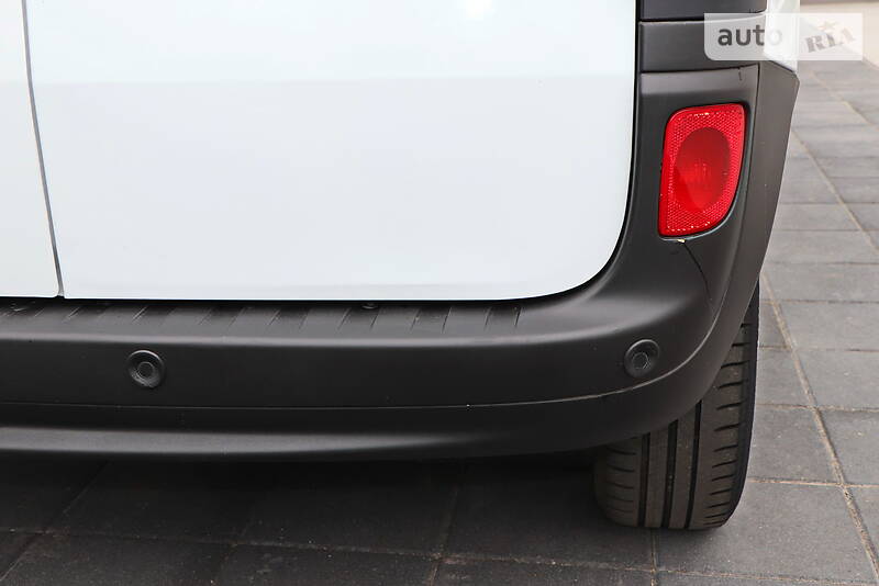 Вантажопасажирський фургон Renault Kangoo 2016 в Кременчуці