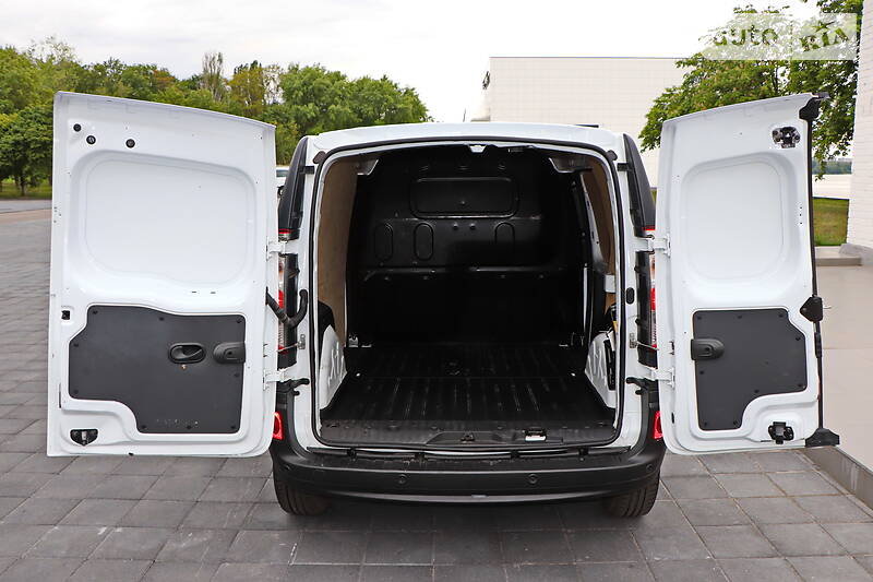 Вантажопасажирський фургон Renault Kangoo 2016 в Кременчуці
