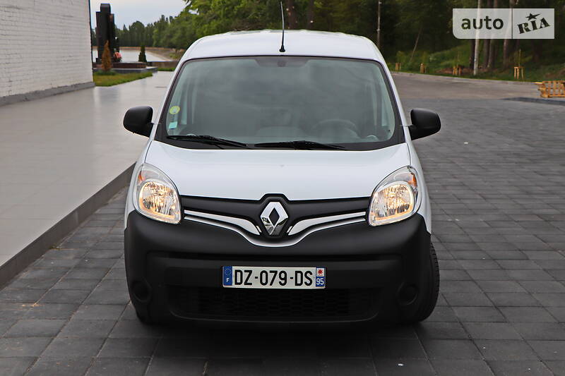 Вантажопасажирський фургон Renault Kangoo 2016 в Кременчуці