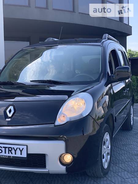 Мінівен Renault Kangoo 2010 в Стрию