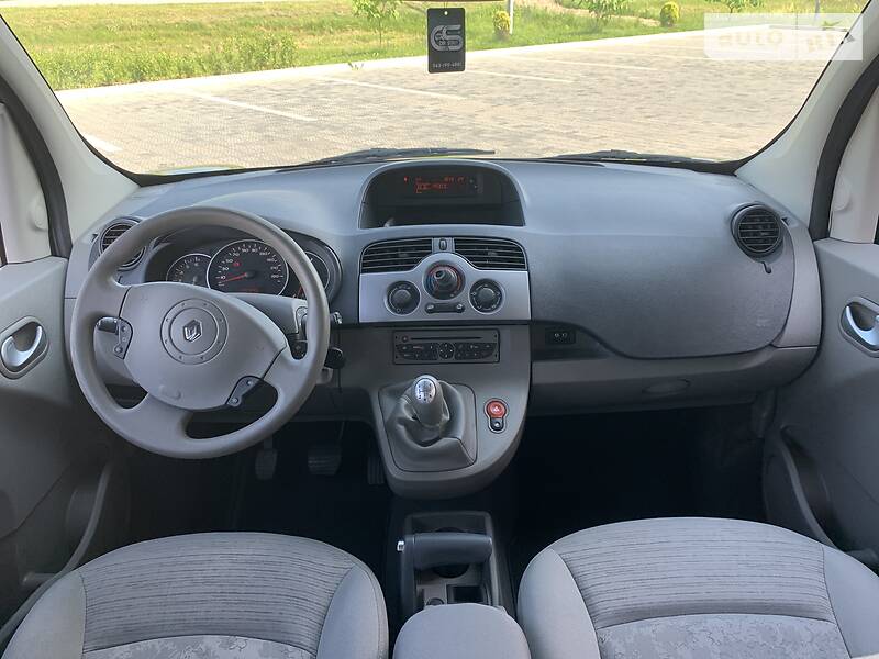 Мінівен Renault Kangoo 2010 в Стрию