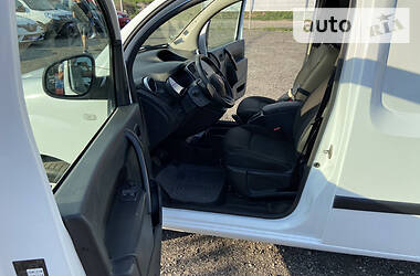 Вантажопасажирський фургон Renault Kangoo 2016 в 