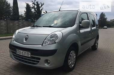 Минивэн Renault Kangoo 2010 в Луцке