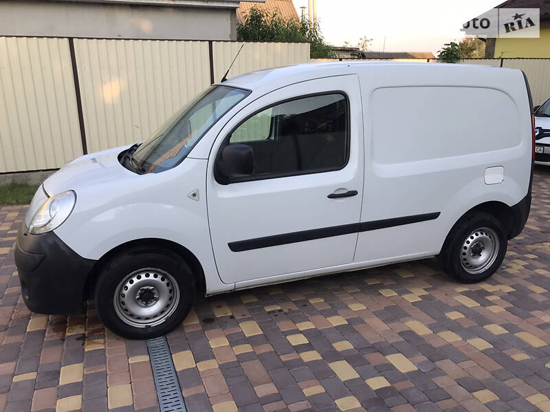 Вантажопасажирський фургон Renault Kangoo 2012 в Житомирі
