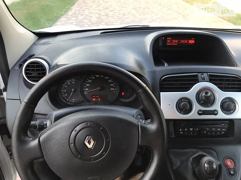 Вантажопасажирський фургон Renault Kangoo 2012 в Житомирі