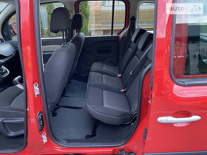 Вантажопасажирський фургон Renault Kangoo 2015 в Луцьку