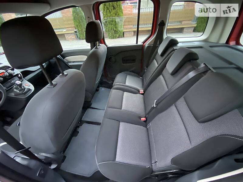 Вантажопасажирський фургон Renault Kangoo 2015 в Луцьку