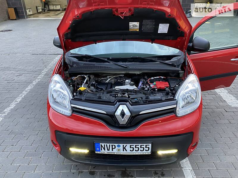 Вантажопасажирський фургон Renault Kangoo 2015 в Луцьку