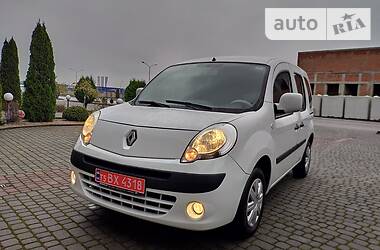 Мінівен Renault Kangoo 2010 в Мукачевому