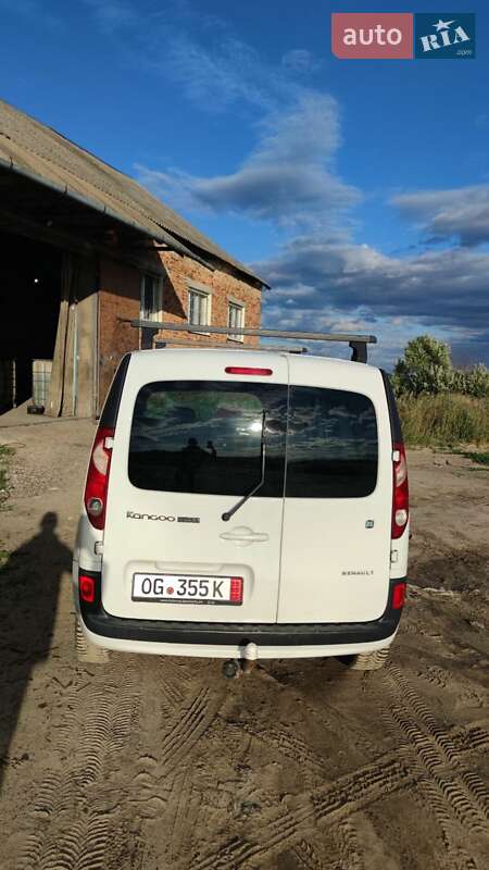 Минивэн Renault Kangoo 2012 в Березному