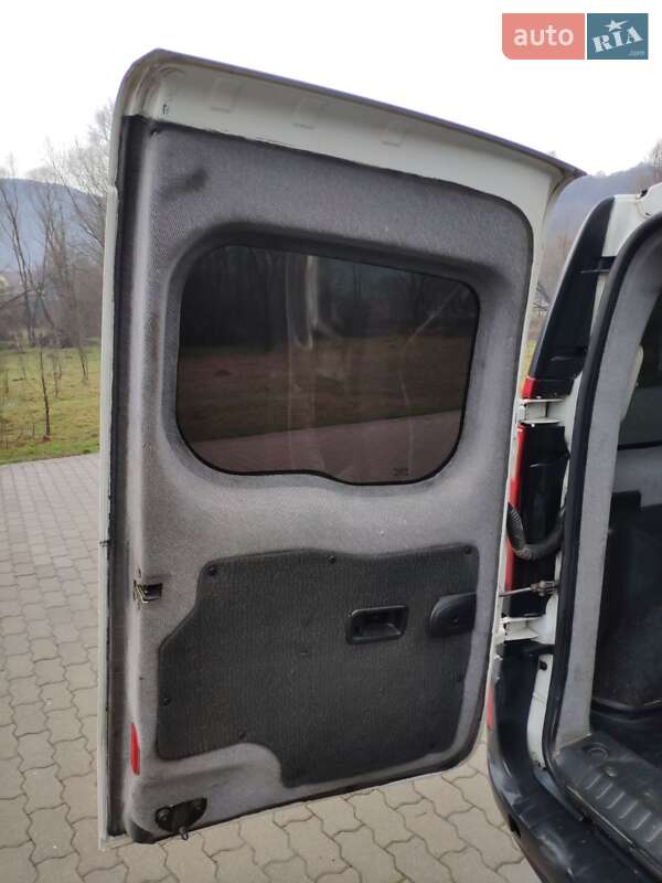 Мінівен Renault Kangoo 2009 в Сваляві фото 23 Мінівен Renault Kangoo 2009 в Сваляві