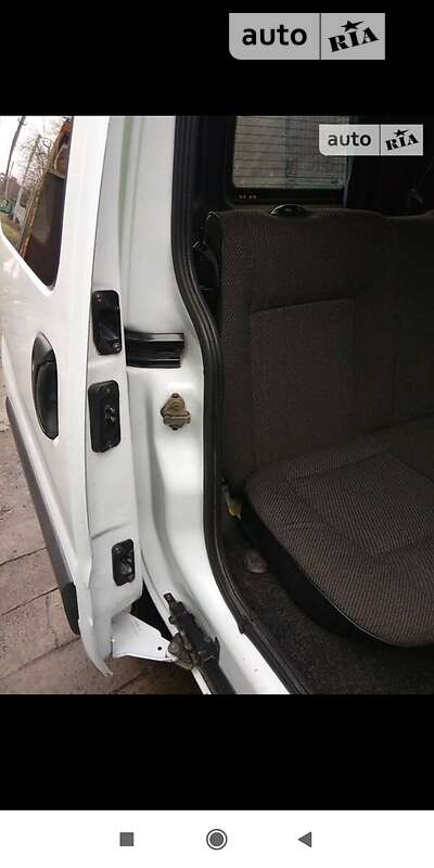 Минивэн Renault Kangoo 2003 в Александрие