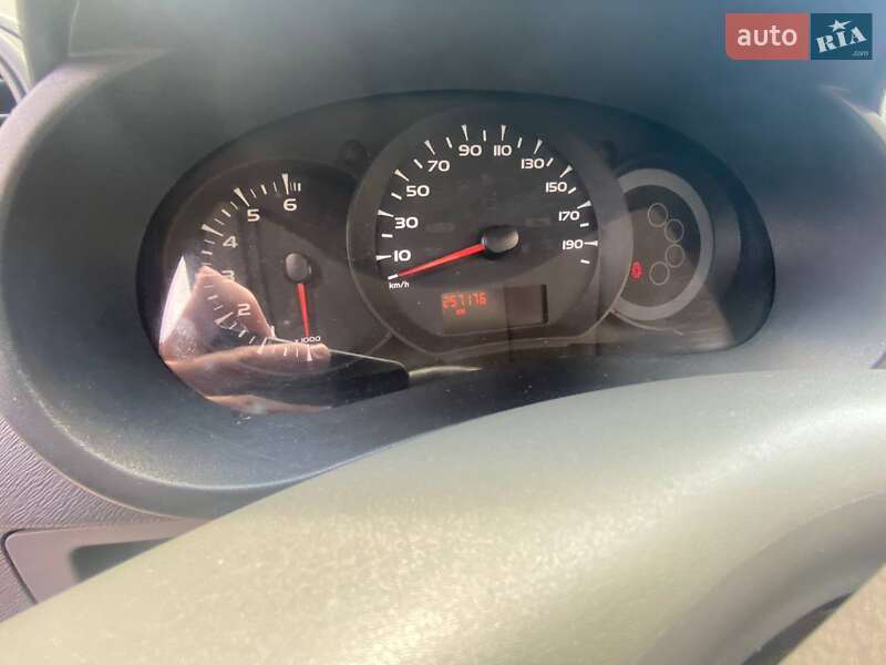 Минивэн Renault Kangoo 2009 в Киеве