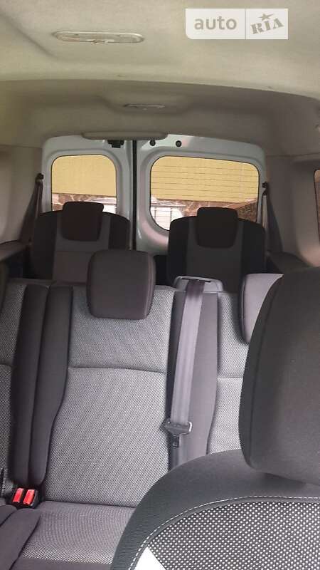 Минивэн Renault Kangoo 2014 в Владимире фото 9 Минивэн Renault Kangoo 2014 в Владимире