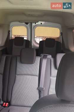 Минивэн Renault Kangoo 2014 в 