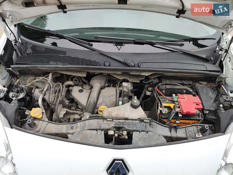Мінівен Renault Kangoo 2013 в Житомирі