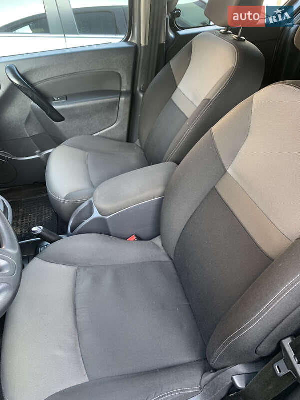 Минивэн Renault Kangoo 2017 в Днепре фото 8 Минивэн Renault Kangoo 2017 в Днепре