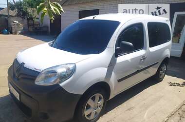 Вантажопасажирський фургон Renault Kangoo 2015 в Дніпрі