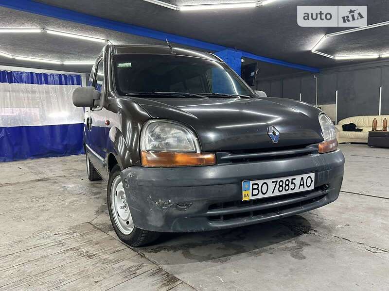 Минивэн Renault Kangoo 2000 в Шумске