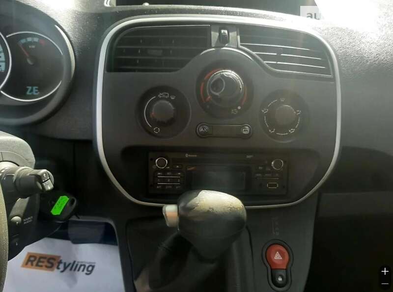 Грузовой фургон Renault Kangoo 2014 в Тернополе