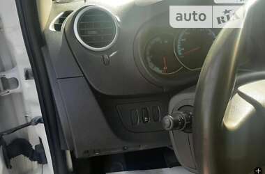 Грузовой фургон Renault Kangoo 2014 в 