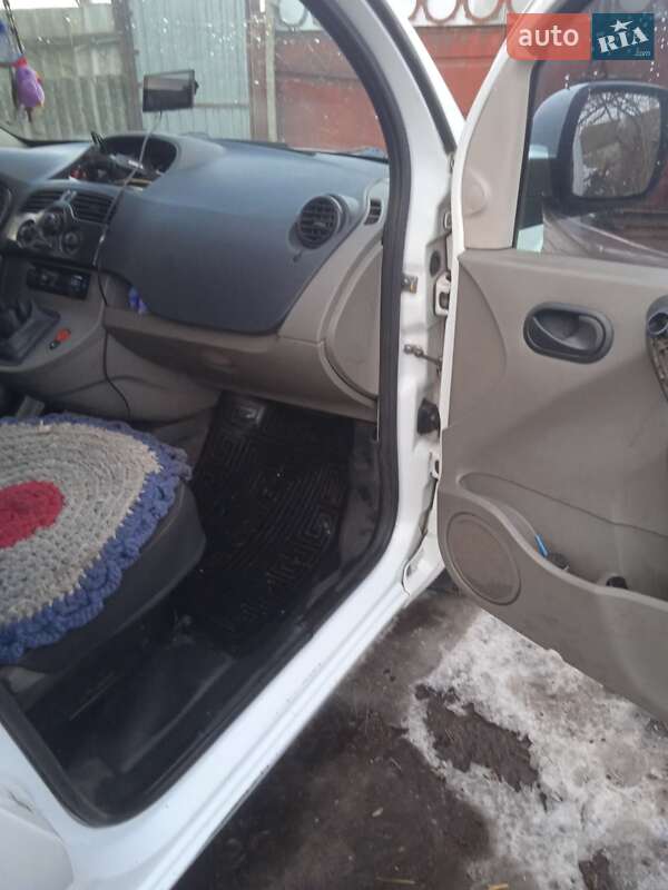 Минивэн Renault Kangoo 2008 в Старой Синяве