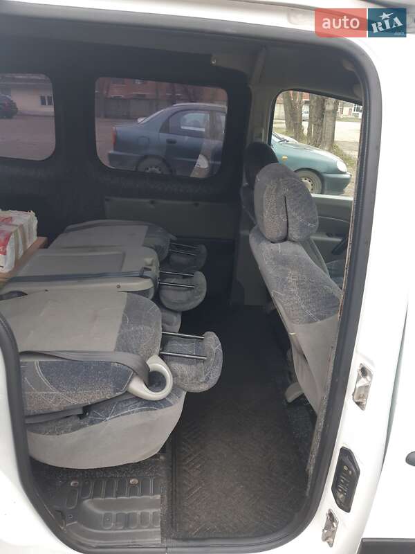 Минивэн Renault Kangoo 2009 в Черновцах