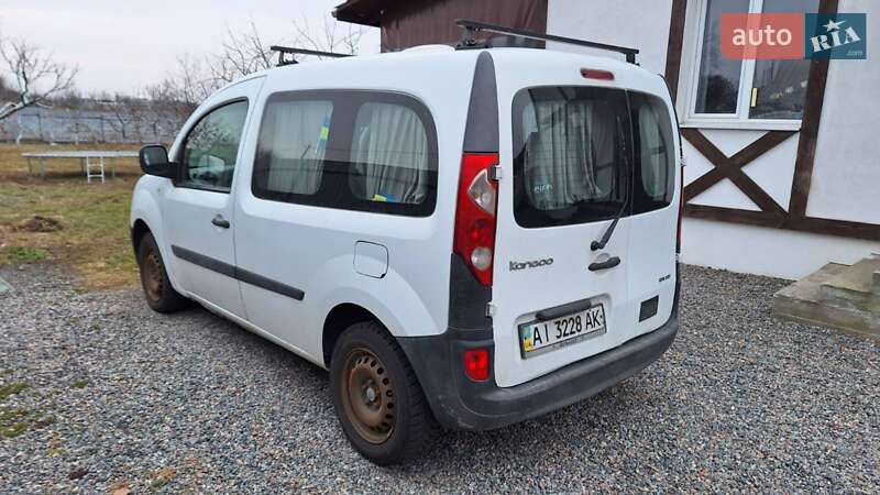 Минивэн Renault Kangoo 2010 в Киеве