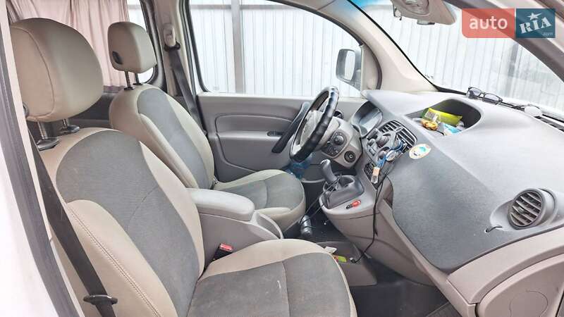 Минивэн Renault Kangoo 2010 в Киеве