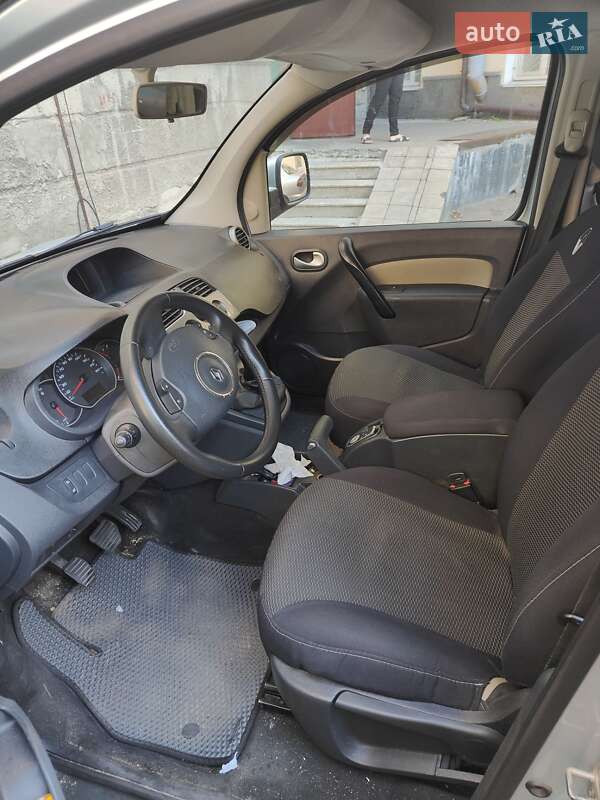 Минивэн Renault Kangoo 2012 в Житомире