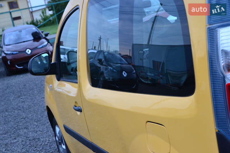 Минивэн Renault Kangoo 2013 в Луцке