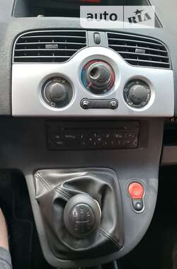 Минивэн Renault Kangoo 2012 в 