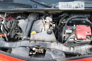 Минивэн Renault Kangoo 2012 в 